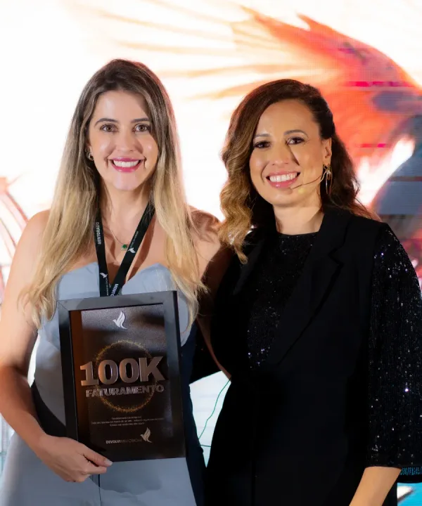 Placa de faturamento de 100K